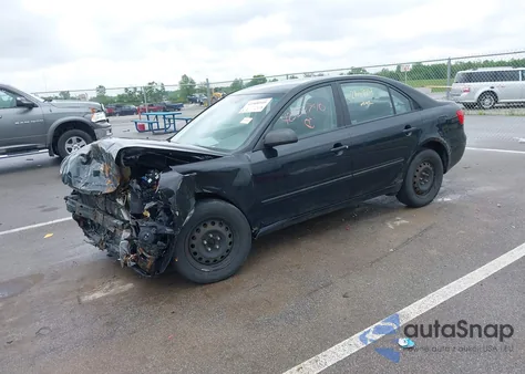 2009 Hyundai Sonata Gls z USA, uszkodzony, nr VIN 5NPET46C49H562103